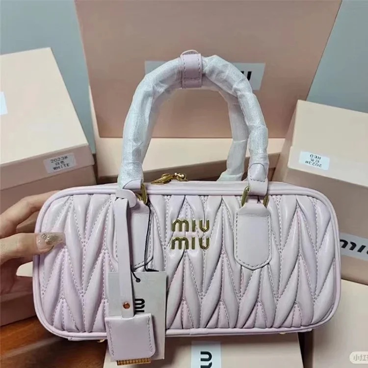 Miu new retro bowling crossbody bag pleated lambskin Boston fashion shoulder handbag women's trend
