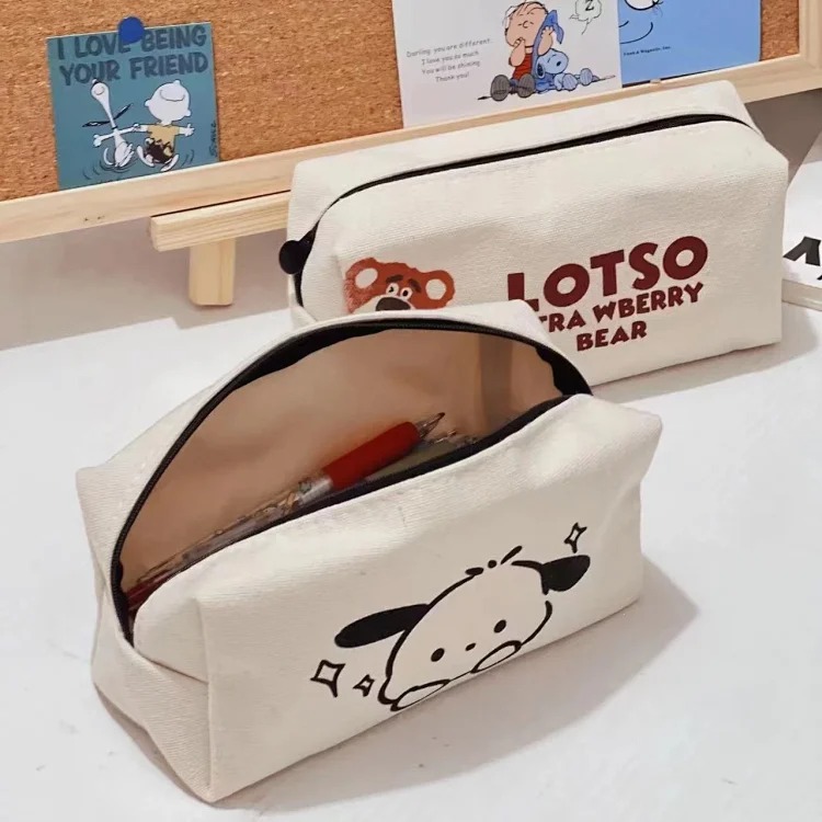 Pencil bag simple niche cute strawberry ins junior high school new wholesale American style stain-resistant trendy full box stationery CX