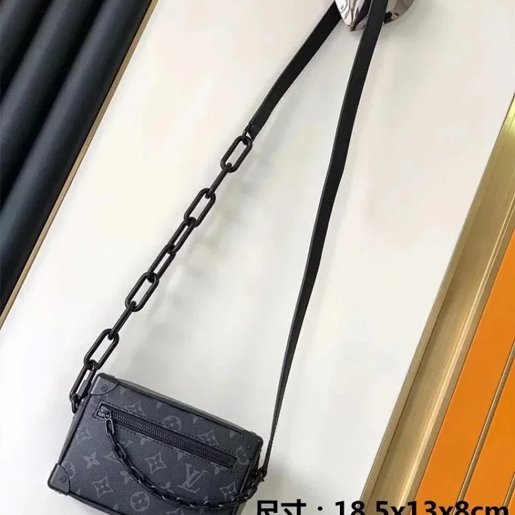 Celine XMT182025 new men's and women's bags genuine leather box bag chain bag Black Warrior three-in-one messenger bag pillow bag image 2