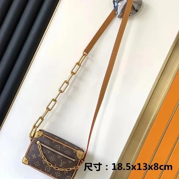 Celine XMT182025 new men's and women's bags genuine leather box bag chain bag Black Warrior three-in-one messenger bag pillow bag image 3