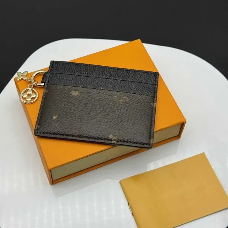 Popular batch of European and American foreign trade classic letter full leather embossed card holder wallet original quality document card holder 82739