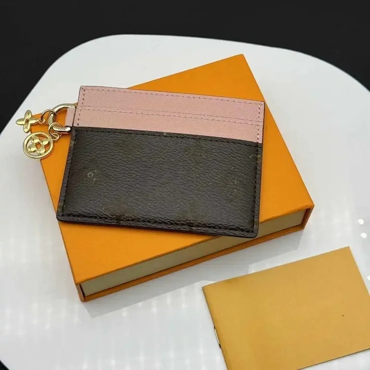 Popular batch of European and American foreign trade classic letter full leather embossed card holder wallet original quality document card holder 82739
