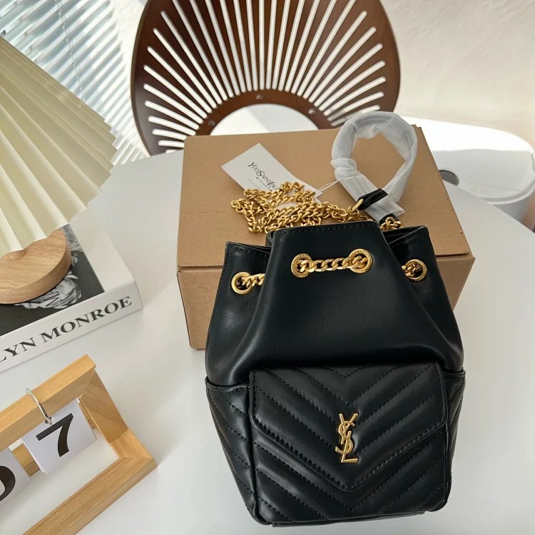 Y fashion bags