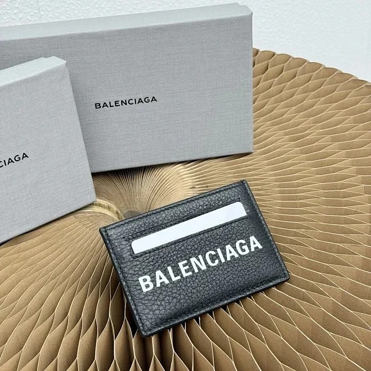 Card holder