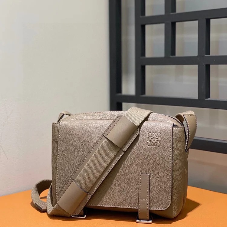 L fashion bag