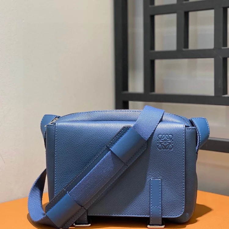 L fashion bag