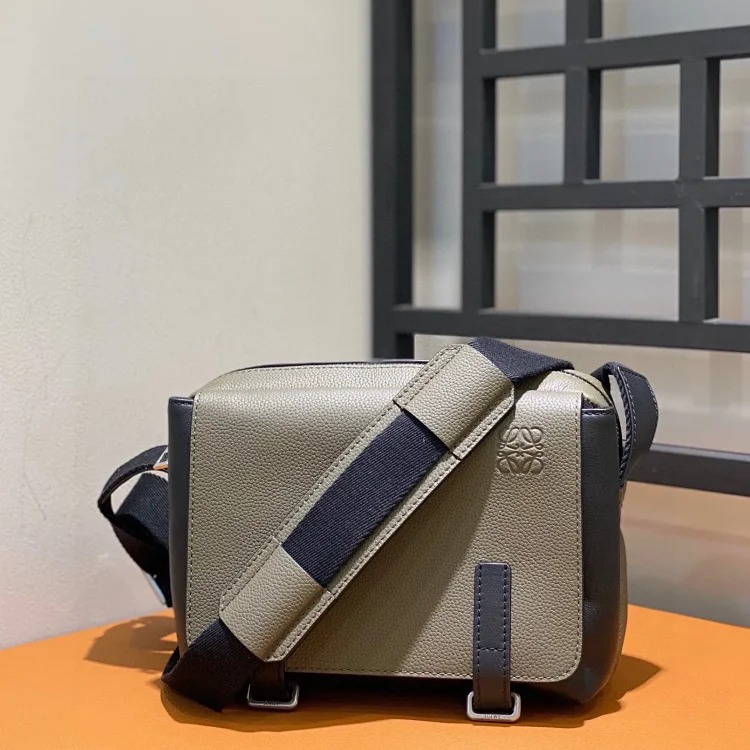 L fashion bag