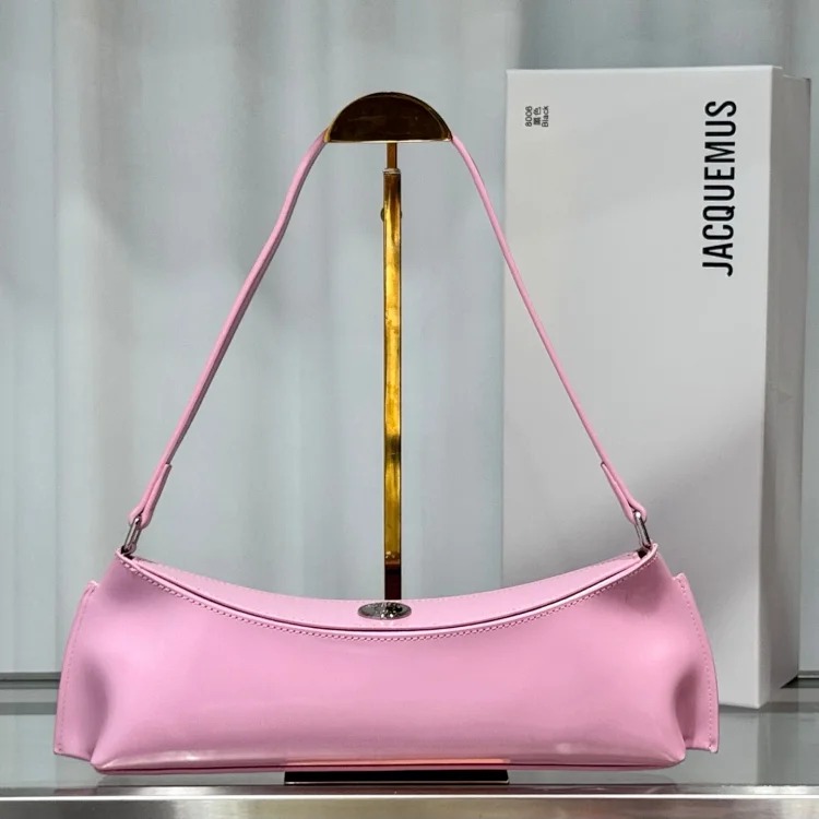 Jacquemus' new niche design French crescent-shaped shoulder underarm bag is fashionable, retro and high-end