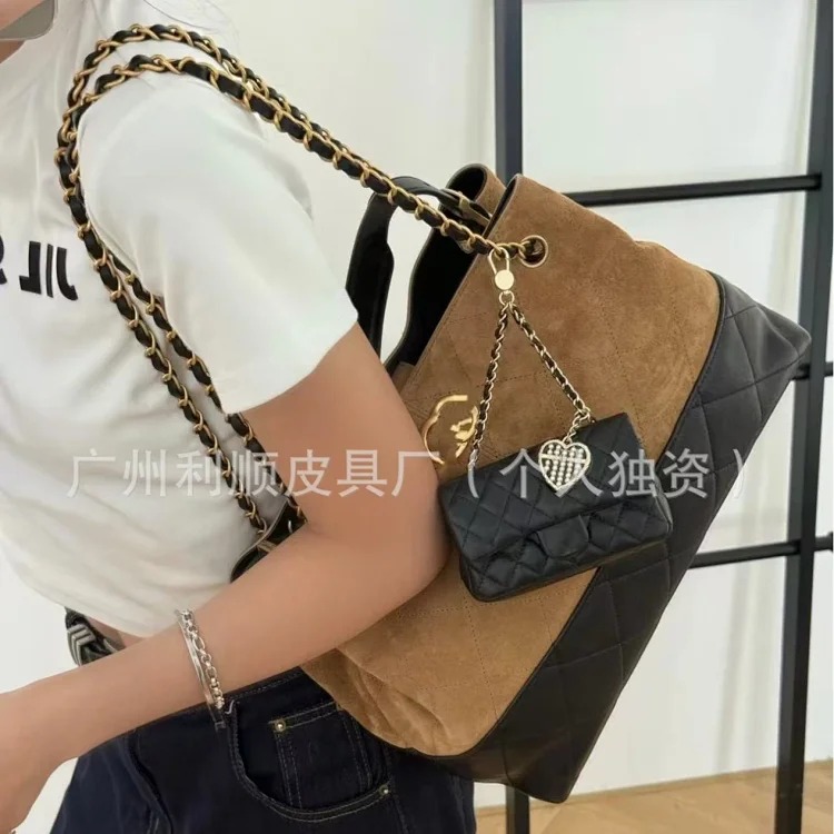 Guangzhou high 25A small fragrant suede color matching rhombus tote bag hobo leather shoulder hand chain underarm for women