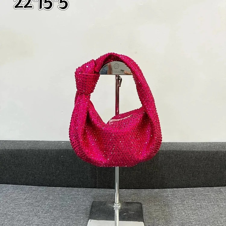 New trendy and high-end fashionable large-capacity commuter shoulder bag for women 637 image 3