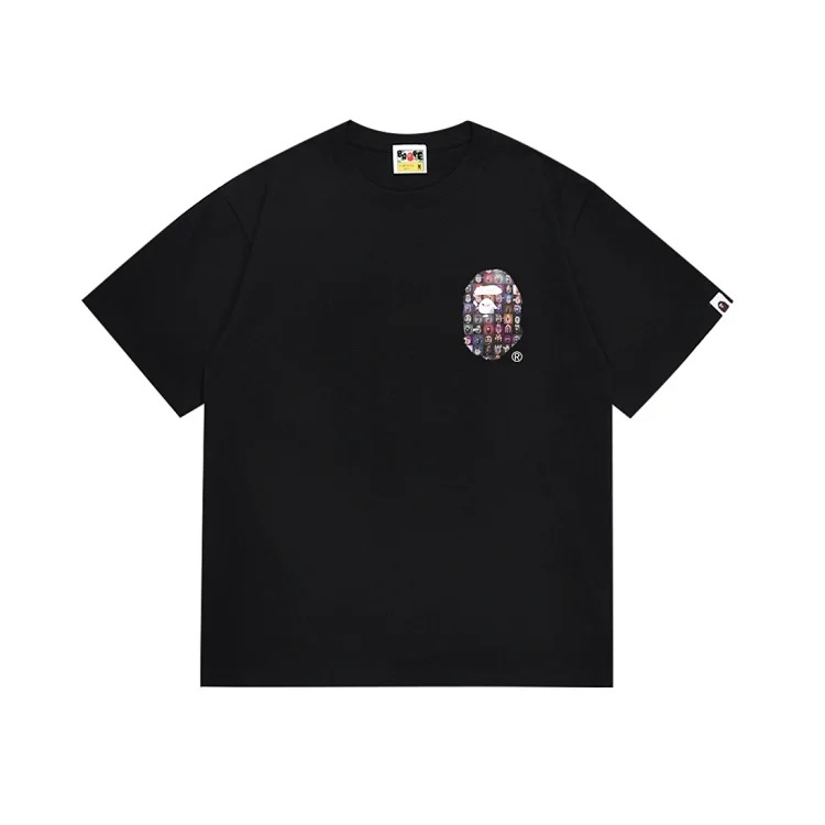 A BATÓHING APE T-shirt