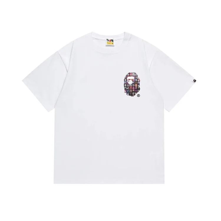 A BATÓHING APE T-shirt