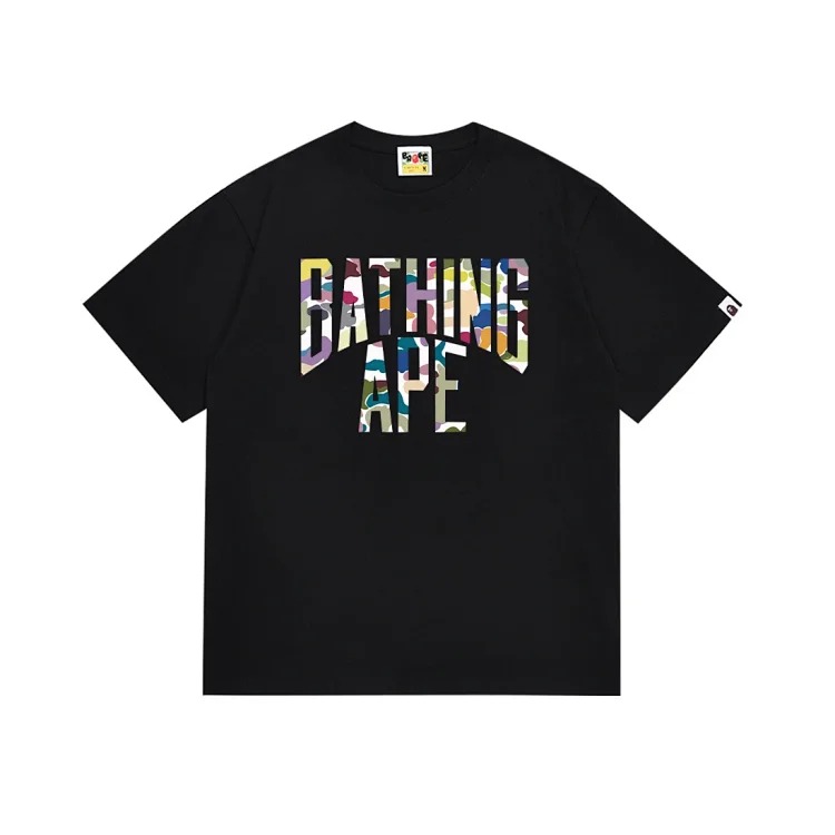 A BATÓHING APE T-shirt