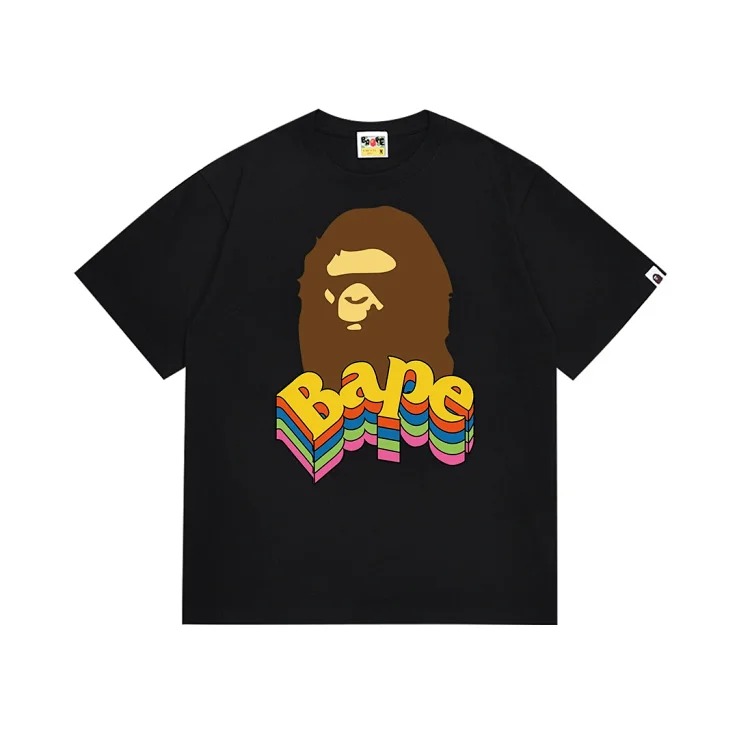 A BATÓHING APE T-shirt