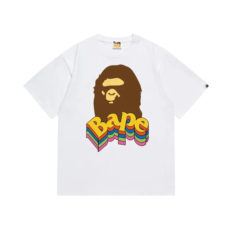 A BATÓHING APE T-shirt