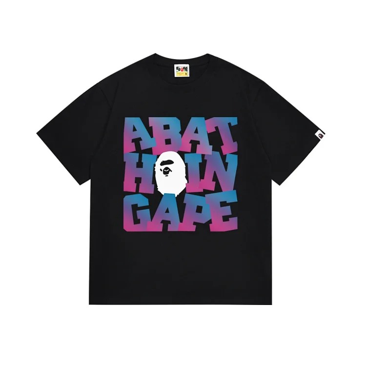A BATÓHING APE T-shirt