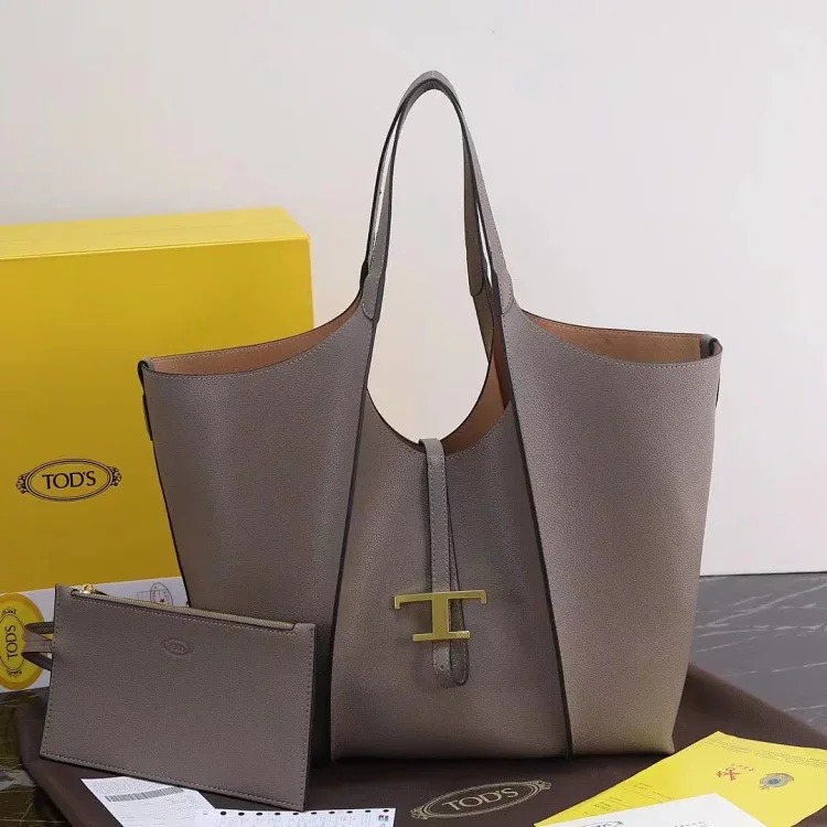 T fashion bag