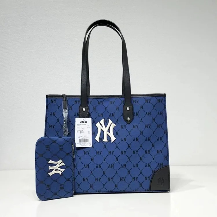 M fashion bag