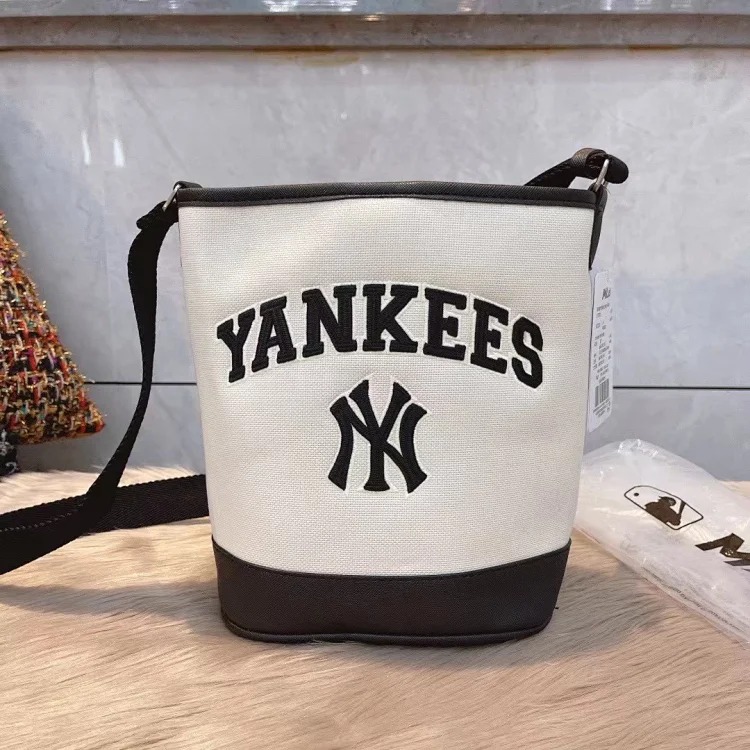 M fashion bag