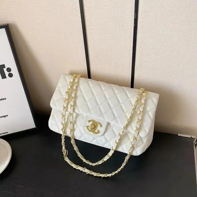E-1's unique design highlights your personality and makes your bag a fashion focus. image 6