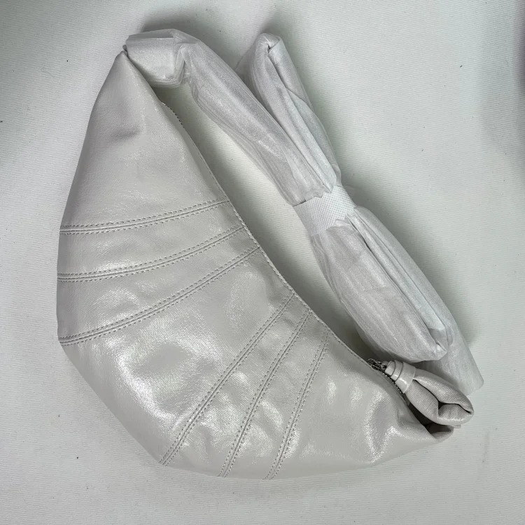 Right Linen coated LE knotted croissant, fashionable croissant bag, versatile trendy dumpling bag, cross-body armpit bag