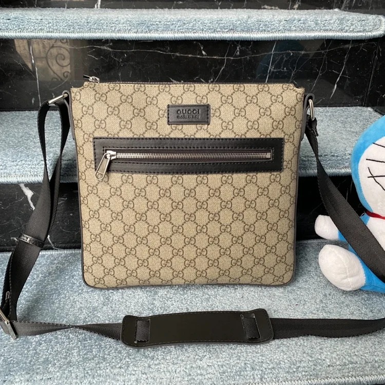 GÓCCI x ADIÓAS crossbody bag image 3