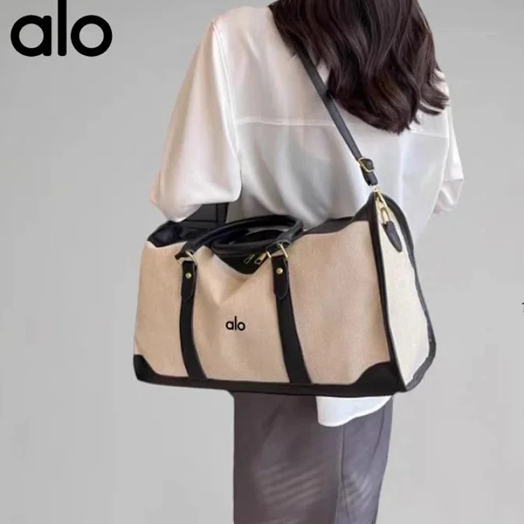 Celine Aloyoga short-distance travel bag, women's business trip luggage bag, large-capacity fitness bag, fashionable hand-held crossbody bag