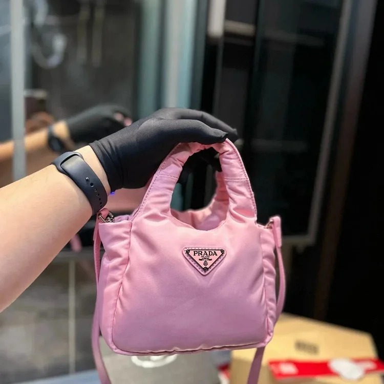 Classic versatile crossbody bag 011