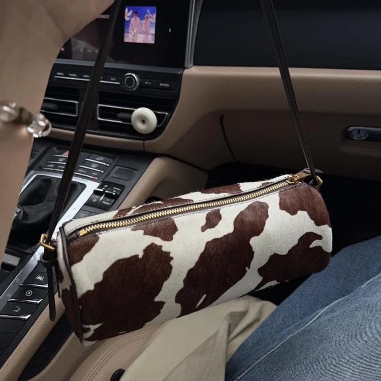 2026 new high-end genuine leather horse hair cow pattern pen holder bag, fashionable and versatile one-shoulder cross-body hand-carrying small bag