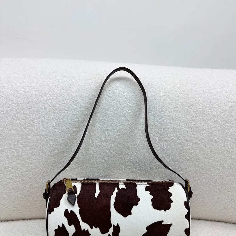 2026 new high-end genuine leather horse hair cow pattern pen holder bag, fashionable and versatile one-shoulder cross-body hand-carrying small bag