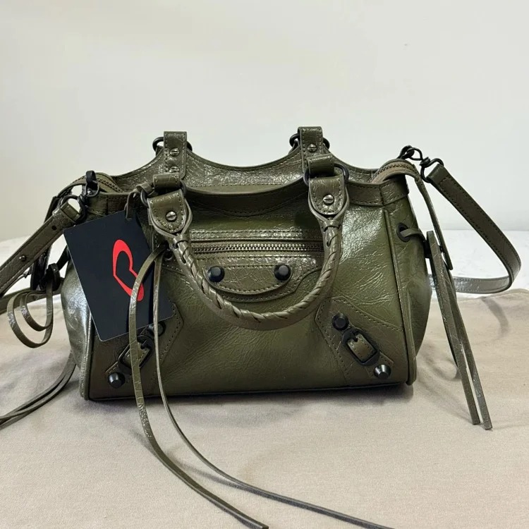 25 years of fashionable motorcycle design large-capacity one-shoulder cross-body handbag retro versatile women's bag small square bag