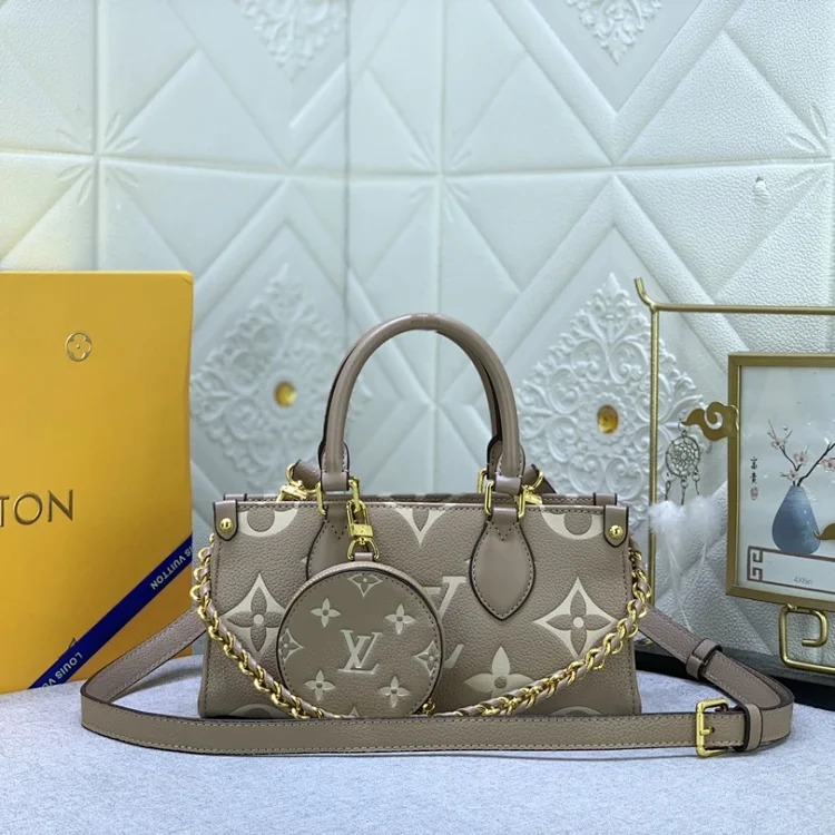 Classic stylish leather versatile handbag-CY image 3