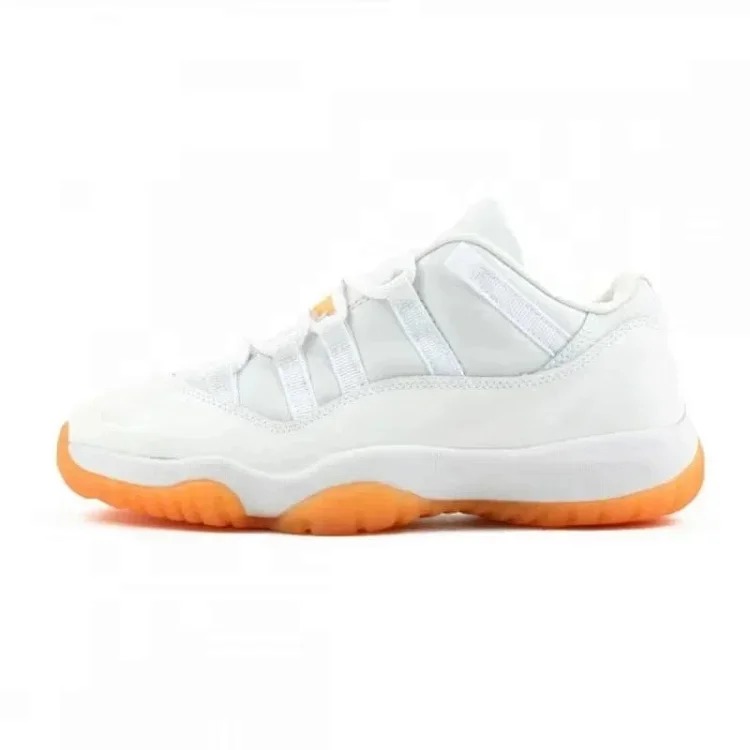Fashionable Sneakers 12