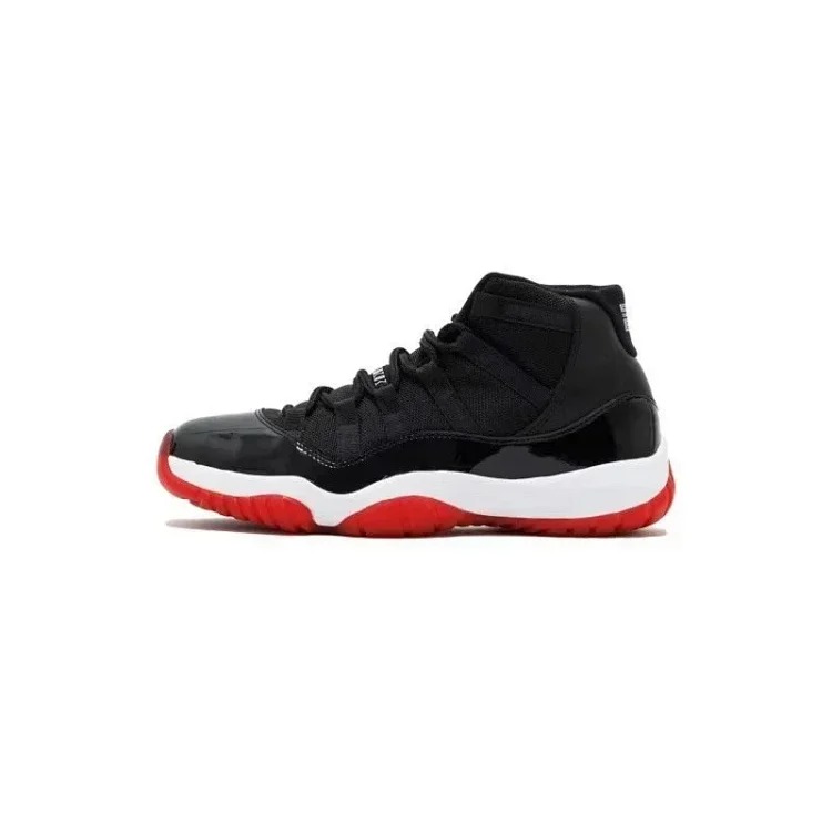 Fashionable Sneakers 12