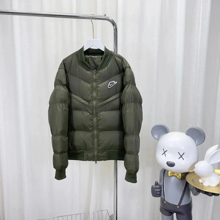 Fashionable cotton-padded jacket for youth