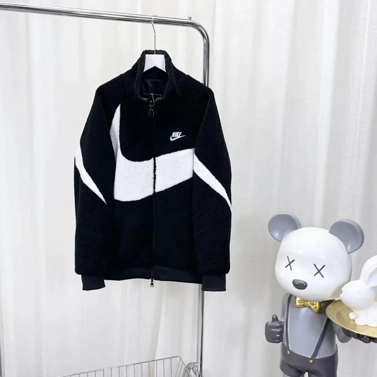 Fashionable cotton-padded jacket for youth