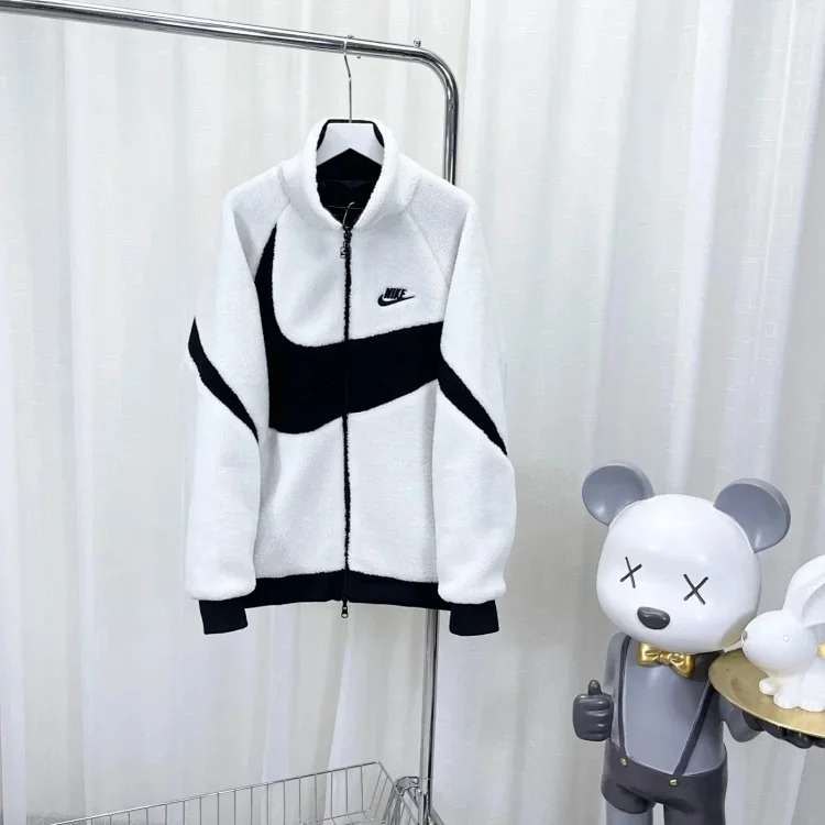 Fashionable cotton-padded jacket for youth
