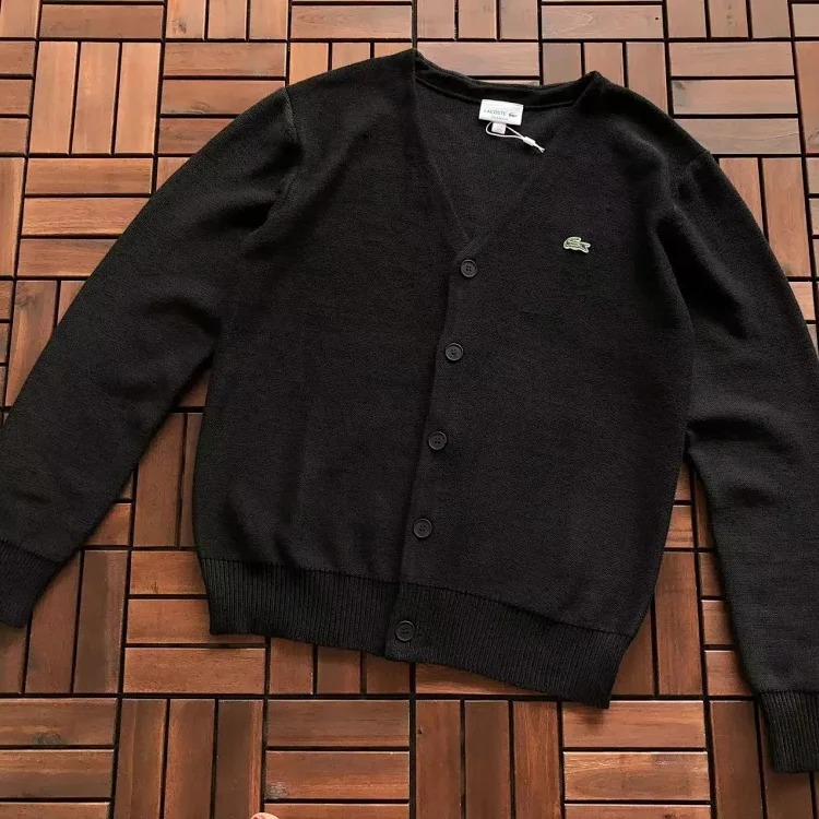 LC sweater 4