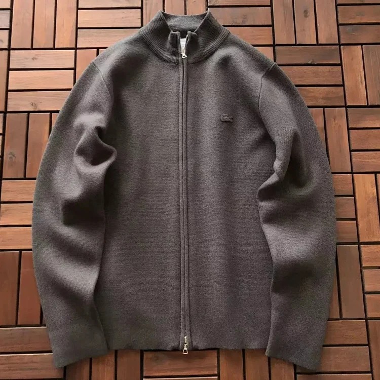 LC sweater 4