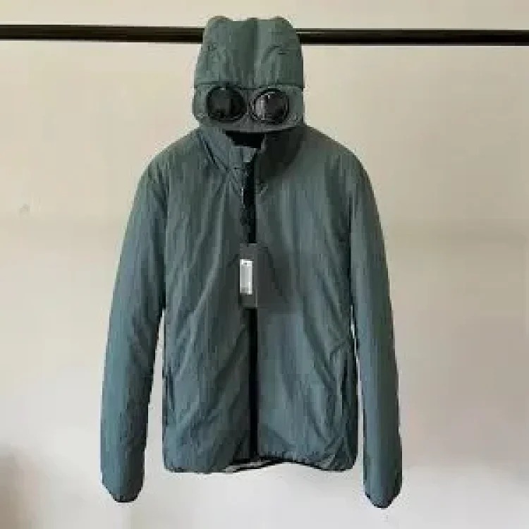 Classic comfortable warm jacket L-001
