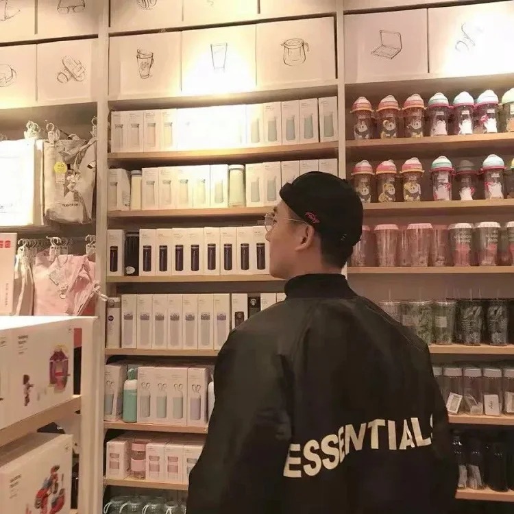 Classic comfortable warm jacket L-001
