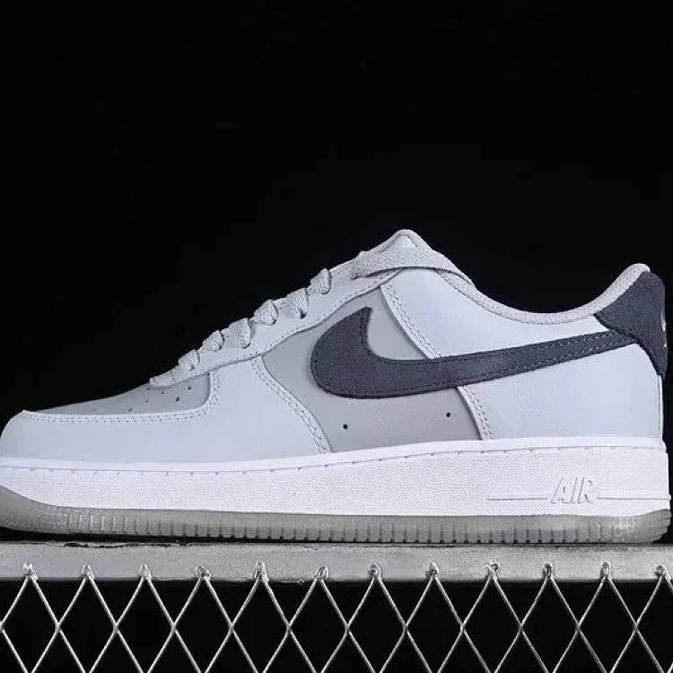 OG FORCE 1 07 LOW Sneakers
