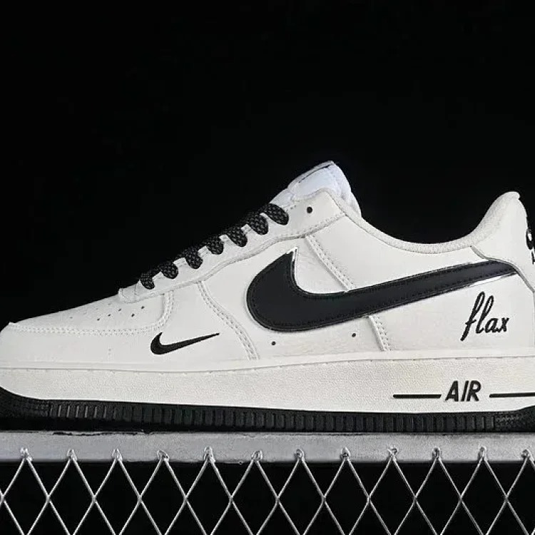 OG FORCE 1 07 LOW Sneakers
