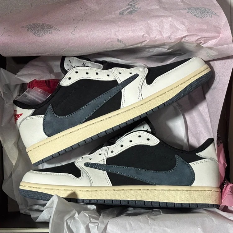 1 x T$ series collection, 1:1 original leather, with full original packaging image 4