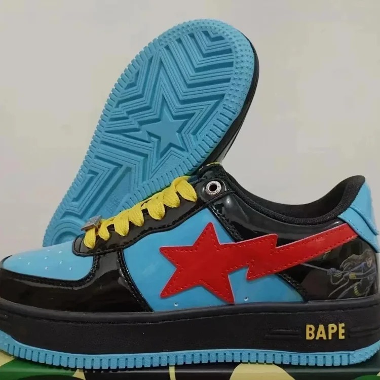 Fashionable Sneakers 07