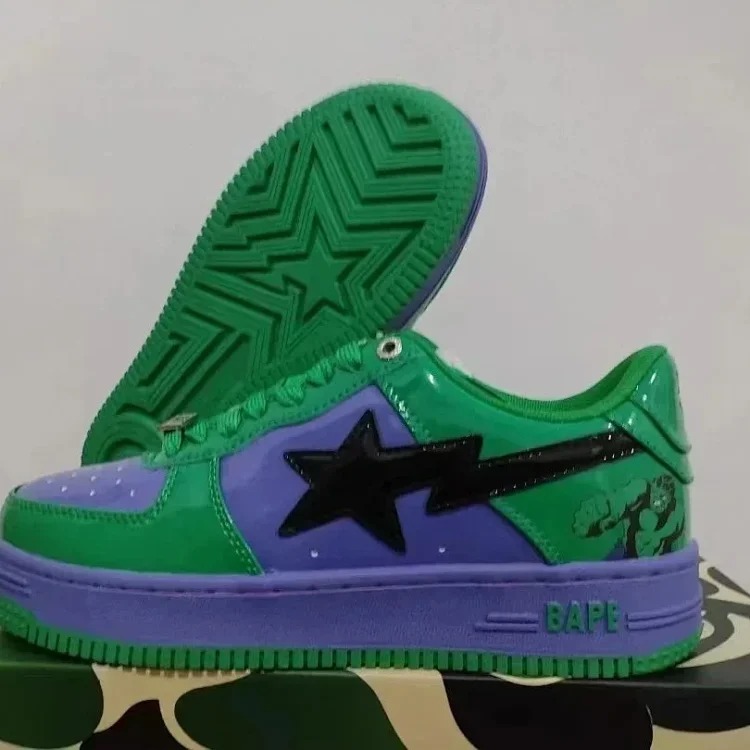 Fashionable Sneakers 07