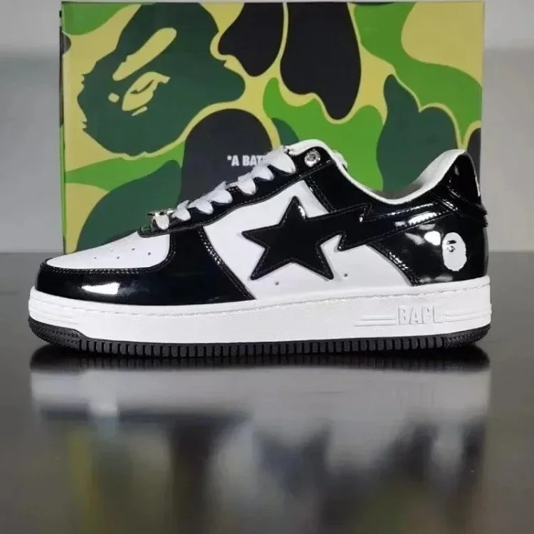 Fashionable Sneakers 07