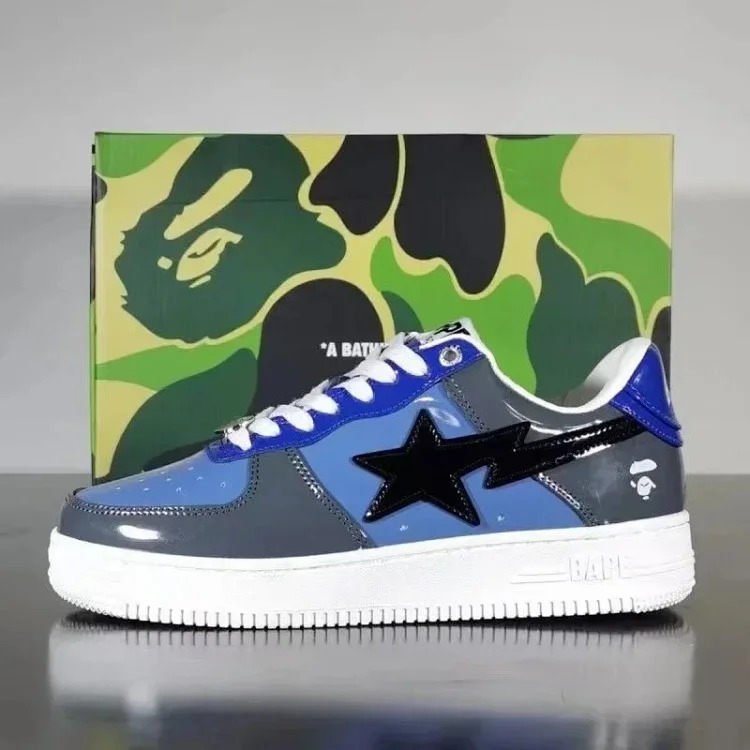 Fashionable Sneakers 07