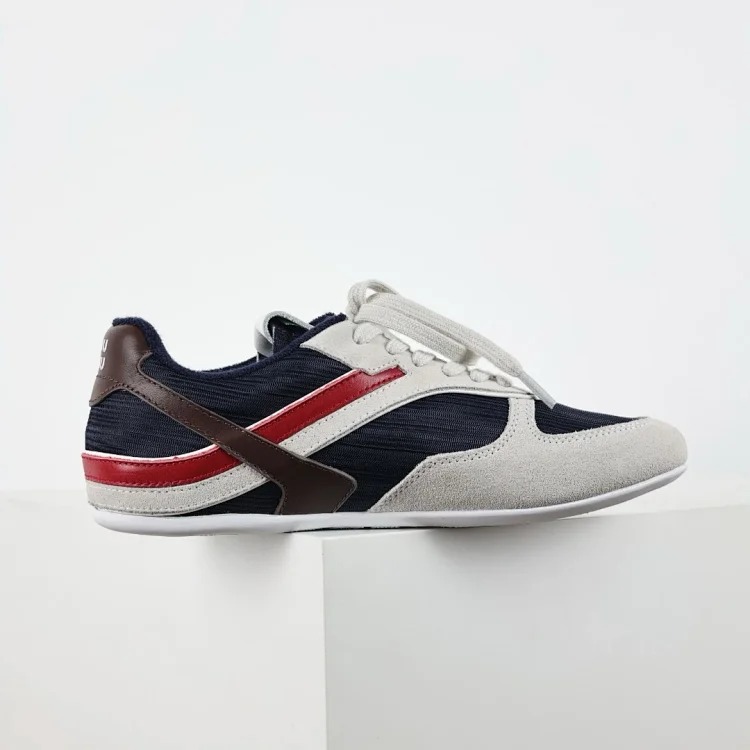 M1U(pic12) M1U
