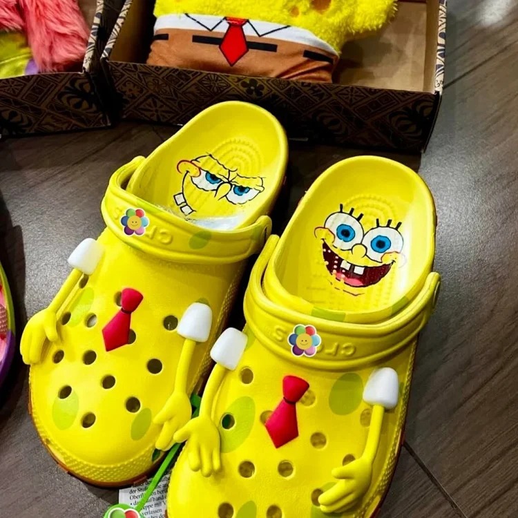 Men's and Women's Shoes Sandals Slippers Spring Bags Casual Flats (TOP) Sponge Bob Square Pants